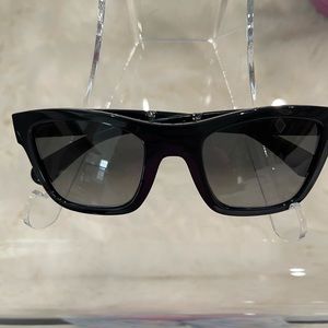 AUTHENTIC CHANEL foldable sunglasses.